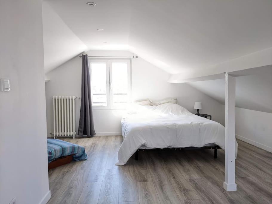 Grande Maison Renovee A 7 Min Du Metro Romainville Luaran gambar
